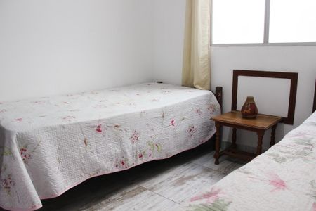 Apartamento para alugar com 100m², 3 quartos e 1 vaga Apartamento para alugar com 100m², 3 quartos e 1 vagaQuarto