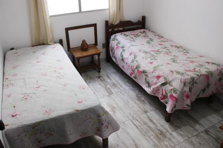 Apartamento para alugar com 100m², 3 quartos e 1 vaga Apartamento para alugar com 100m², 3 quartos e 1 vagaQuarto