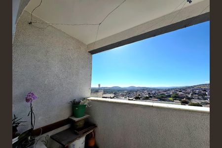 Apartamento à venda com 90m², 3 quartos e 1 vaga Apartamento à venda com 90m², 3 quartos e 1 vagaVaranda
