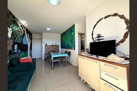 Sala de apartamento à venda com 3 quartos, 90m² em Jardim Guanabara, Belo Horizonte