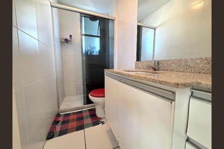 Apartamento à venda com 90m², 3 quartos e 1 vaga Apartamento à venda com 90m², 3 quartos e 1 vagaBanheiro
