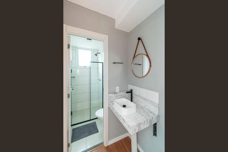 Banheiro de apartamento à venda com 2 quartos, 37m² em Bonsucesso, Rio de Janeiro