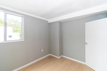 Quarto de apartamento à venda com 1 quarto, 37m² em Bonsucesso, Rio de Janeiro