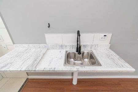 Cozinha de apartamento à venda com 1 quarto, 37m² em Bonsucesso, Rio de Janeiro