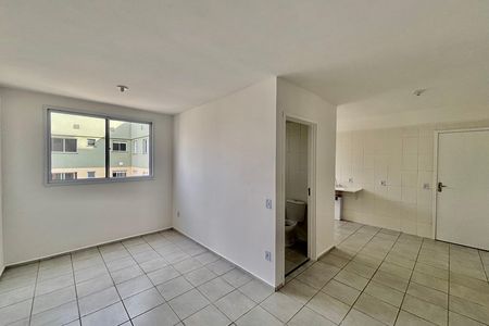 Sala de apartamento para alugar com 2 quartos, 49m² em Jardim Lourdes, Ferraz de Vasconcelos