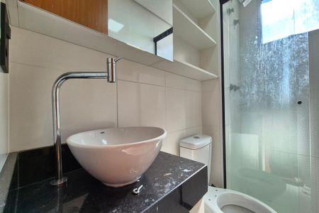 Apartamento para alugar com 43m², 2 quartos e 1 vaga Apartamento para alugar com 43m², 2 quartos e 1 vagaBanheiro