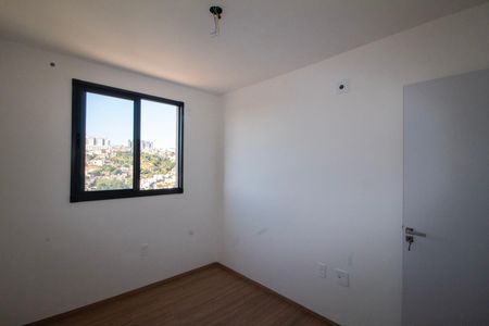 Quarto 01  de apartamento à venda com 2 quartos, 51m² em Estoril, Belo Horizonte