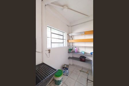 Casa para alugar com 100m², 3 quartos e 2 vagas Casa para alugar com 100m², 3 quartos e 2 vagasÁrea de serviço
