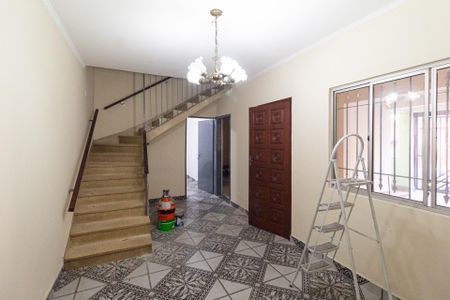 Casa para alugar com 100m², 3 quartos e 2 vagas Casa para alugar com 100m², 3 quartos e 2 vagasSala
