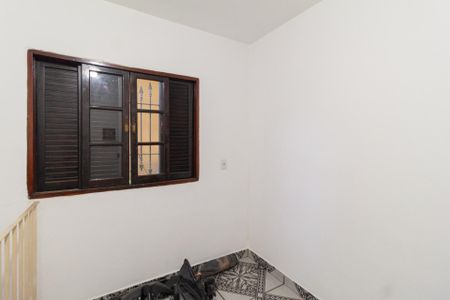 Casa para alugar com 100m², 3 quartos e 2 vagas Casa para alugar com 100m², 3 quartos e 2 vagasSala