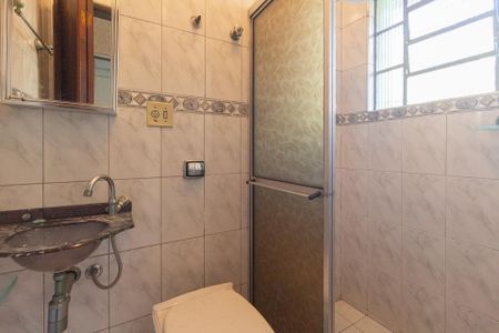 Casa para alugar com 100m², 3 quartos e 2 vagas Casa para alugar com 100m², 3 quartos e 2 vagasBanheiro 1