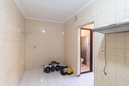 Cozinha de casa para alugar com 3 quartos, 100m² em Jardim Roberto, Osasco