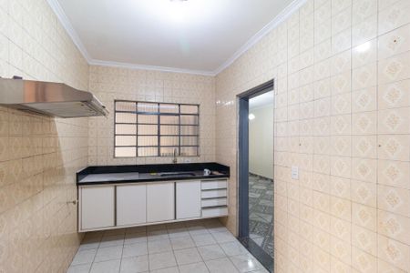 Casa para alugar com 100m², 3 quartos e 2 vagas Casa para alugar com 100m², 3 quartos e 2 vagasCozinha