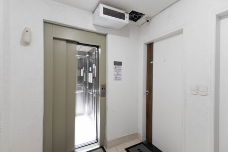 Elevador de apartamento para alugar com 1 quarto, 48m² em Vila Guilherme, São Paulo