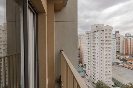 Studio para alugar com 25m², 1 quarto e sem vaga Studio para alugar com 25m², 1 quarto e sem vagaSacada