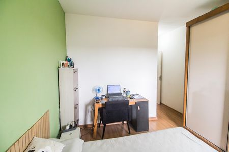 Apartamento à venda com 54m², 2 quartos e 2 vagas Apartamento à venda com 54m², 2 quartos e 2 vagasSuíte