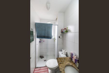 Apartamento à venda com 54m², 2 quartos e 2 vagas Apartamento à venda com 54m², 2 quartos e 2 vagasBanheiro da Suíte