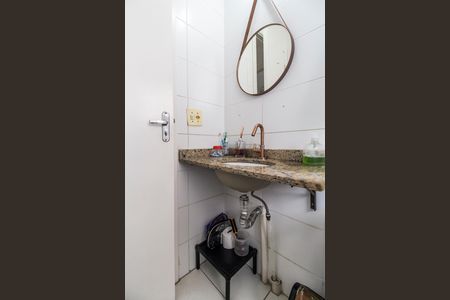 Apartamento à venda com 54m², 2 quartos e 2 vagas Apartamento à venda com 54m², 2 quartos e 2 vagasBanheiro 2
