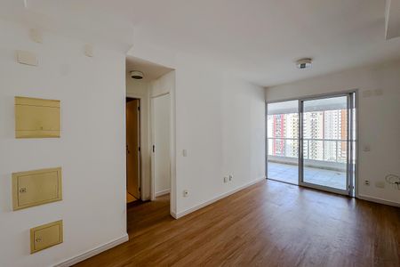 Sala de apartamento para alugar com 1 quarto, 52m² em Jardim Analia Franco, São Paulo
