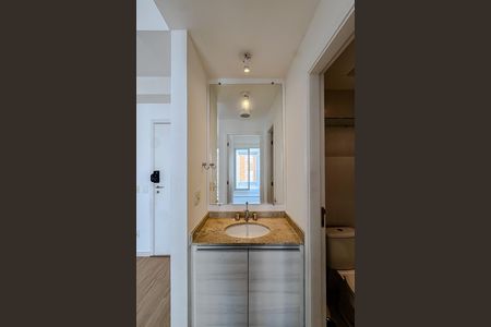 Banheiro de apartamento para alugar com 1 quarto, 52m² em Jardim Analia Franco, São Paulo