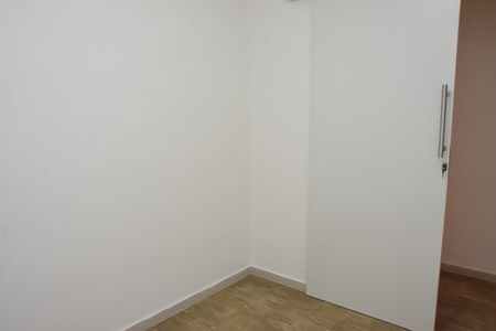 Apartamento para alugar com 71m², 3 quartos e 1 vaga Apartamento para alugar com 71m², 3 quartos e 1 vagaQuarto 2