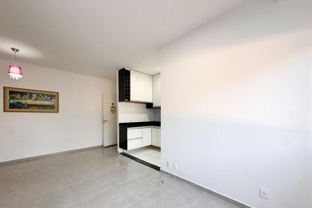 Sala de apartamento para alugar com 2 quartos, 56m² em Vila Planalto, São Bernardo do Campo