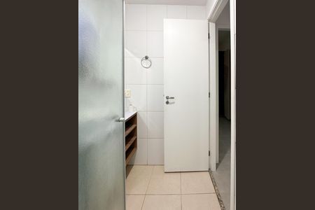 Apartamento para alugar com 56m², 2 quartos e 1 vaga Apartamento para alugar com 56m², 2 quartos e 1 vagaBanheiro Social