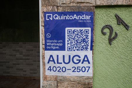Placa instalada no dia 23/07/2026 código EHPI - 336 de casa para alugar com 2 quartos, 95m² em Santíssimo, Rio de Janeiro