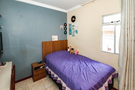 Apartamento à venda com 80m², 3 quartos e 2 vagasQuarto 2