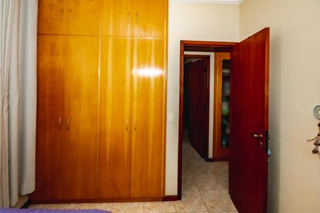 Apartamento à venda com 80m², 3 quartos e 2 vagasQuarto 2