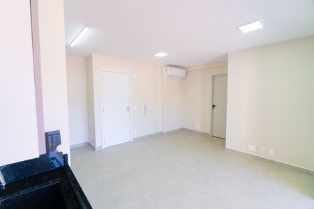 Apartamento para alugar com 73m², 2 quartos e 1 vaga Apartamento para alugar com 73m², 2 quartos e 1 vagaSala/Cozinha