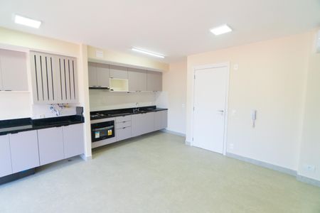 Apartamento para alugar com 73m², 2 quartos e 1 vaga Apartamento para alugar com 73m², 2 quartos e 1 vagaSala/Cozinha
