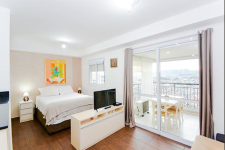 Sala de kitnet/studio para alugar com 1 quarto, 38m² em Portal dos Gramados, Guarulhos