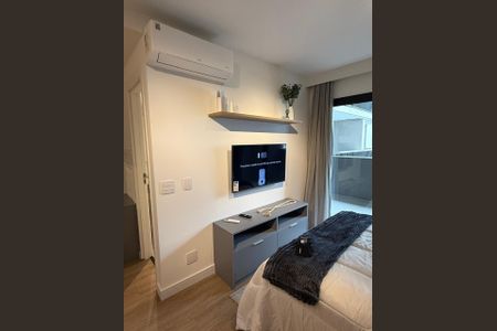 Apartamento à venda com 35m², 1 quarto e sem vaga Apartamento à venda com 35m², 1 quarto e sem vagaSala / Quarto