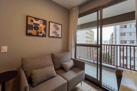 Sala de kitnet/studio para alugar com 1 quarto, 34m² em Vila Gumercindo, São Paulo