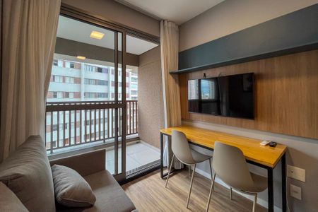 Sala de kitnet/studio para alugar com 1 quarto, 34m² em Vila Gumercindo, São Paulo