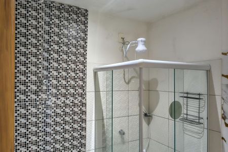 Banheiro  de casa de condomínio para alugar com 1 quarto, 48m² em Cidade Ocian, Praia Grande