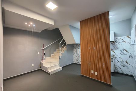 Casa de condomínio para alugar com 48m², 1 quarto e 1 vagaSala