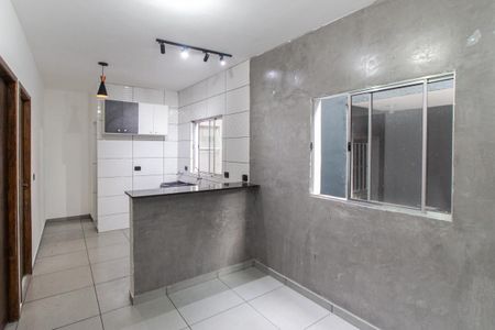 Sala de apartamento para alugar com 2 quartos, 45m² em Parque Edu Chaves, São Paulo