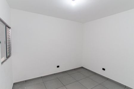 Quarto 1 de apartamento para alugar com 2 quartos, 45m² em Parque Edu Chaves, São Paulo