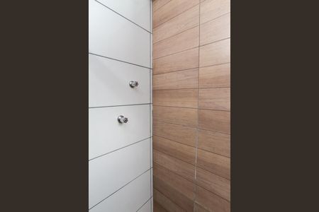Banheiro de apartamento para alugar com 2 quartos, 45m² em Parque Edu Chaves, São Paulo