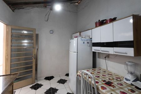 Casa à venda com 198m², 2 quartos e sem vagaCozinha casa 3