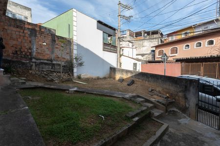 Casa à venda com 198m², 2 quartos e sem vagaQuintal