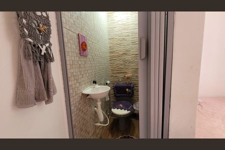 Apartamento para alugar com 50m², 2 quartos e 1 vaga Apartamento para alugar com 50m², 2 quartos e 1 vagaBanheiro Suite