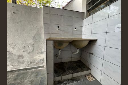 Área de Serviço de casa para alugar com 3 quartos, 78m² em Manoel Honório, Juiz de Fora