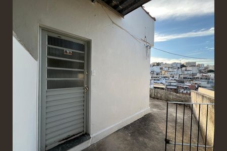 Casa para alugar com 78m², 3 quartos e sem vaga Casa para alugar com 78m², 3 quartos e sem vagaPorta de entrada pela Sala
