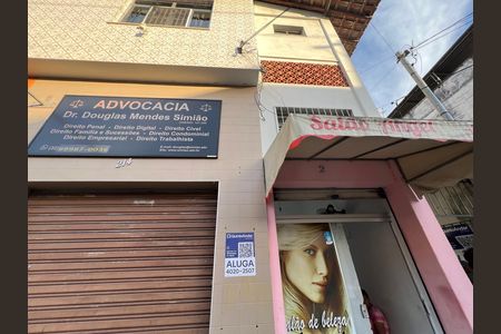 Casa para alugar com 78m², 3 quartos e sem vaga Casa para alugar com 78m², 3 quartos e sem vagaFachada 2 / placa 2 (adesiva)