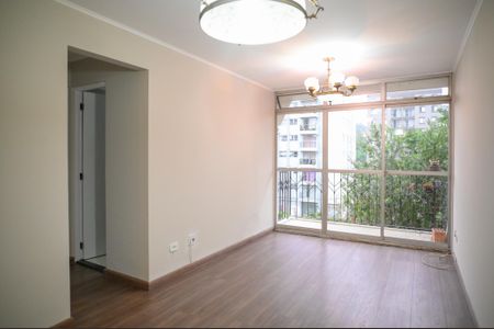 Sala de apartamento à venda com 2 quartos, 58m² em Parque Bristol, São Paulo