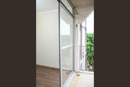 Apartamento à venda com 58m², 2 quartos e 1 vagaVaranda