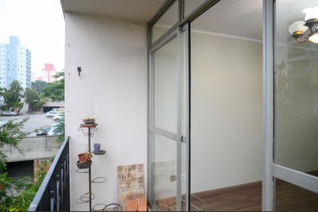 Apartamento à venda com 58m², 2 quartos e 1 vagaVaranda